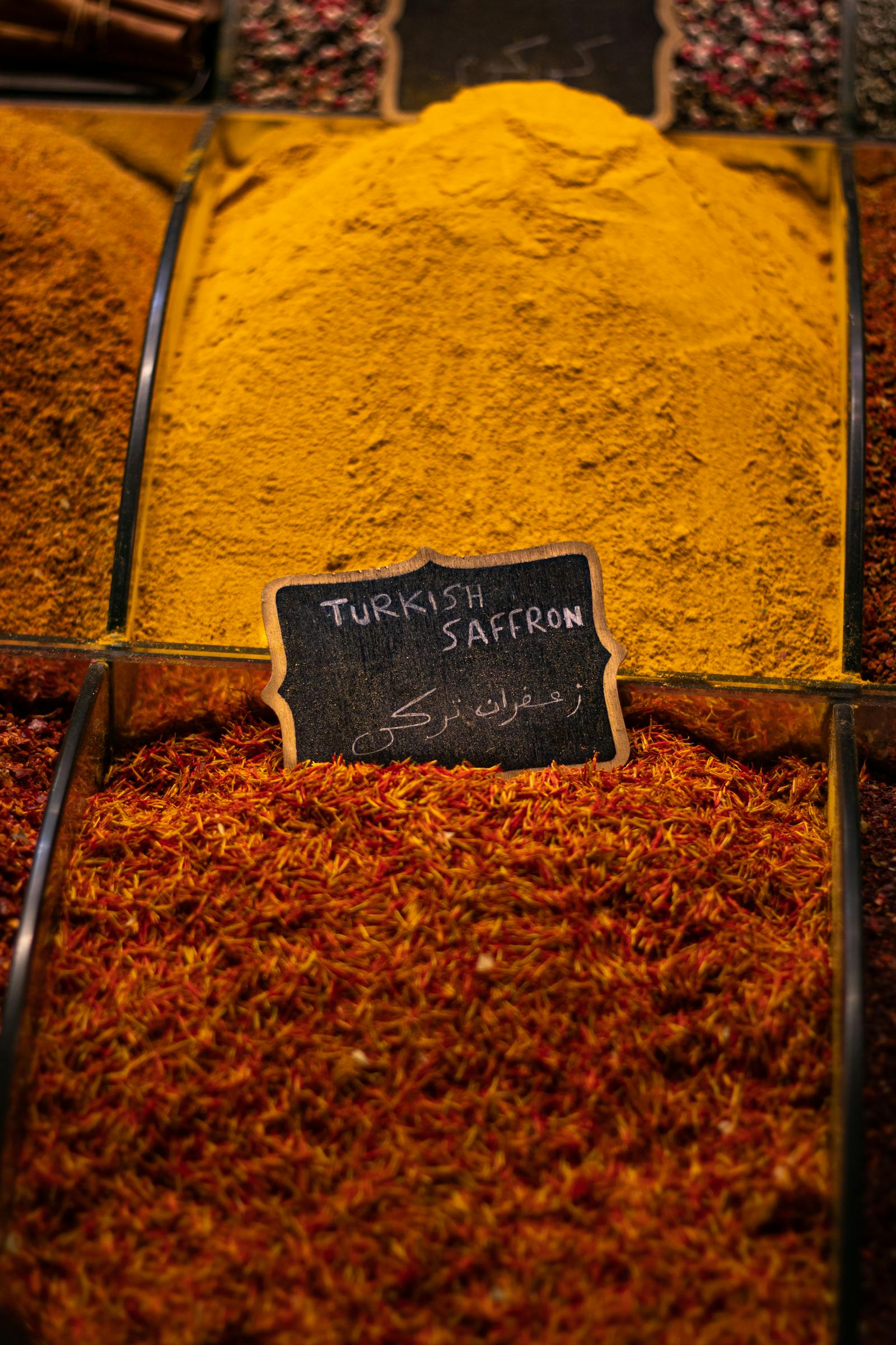 Saffron price guide — per-gram pricing