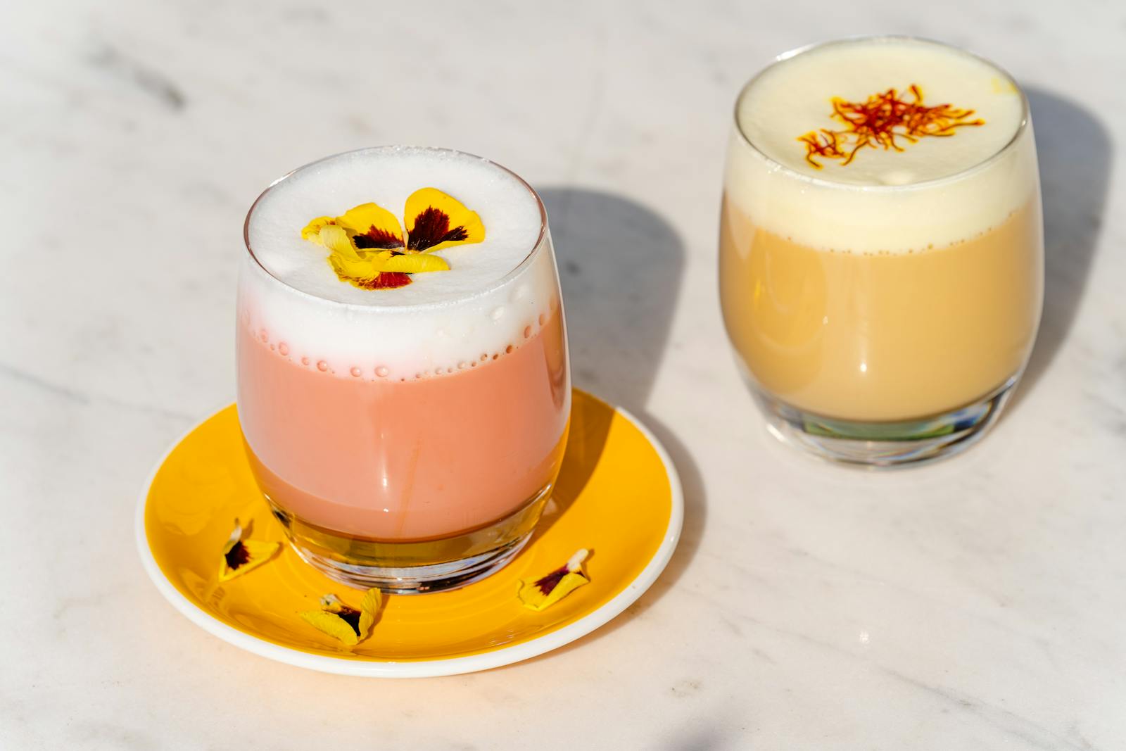 How to bloom saffron 4 ways — water, milk, wine, stock