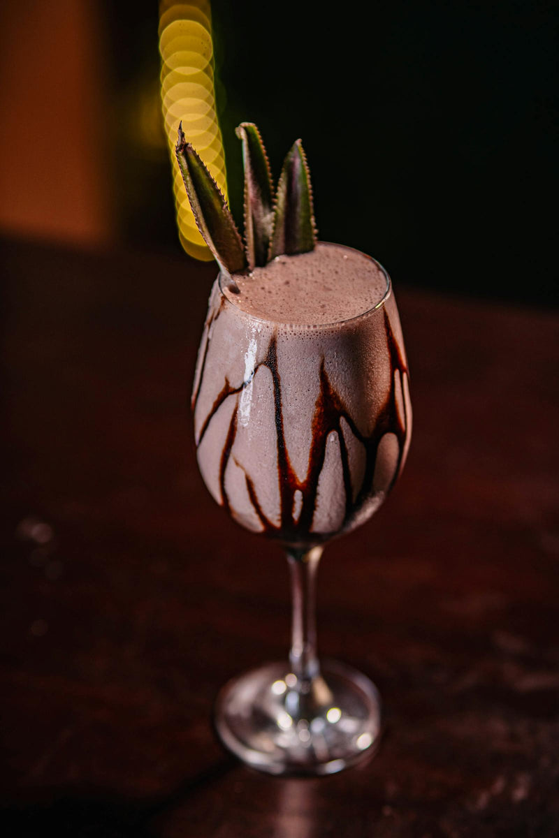 Saffron gin and tonic — aromatic and floral